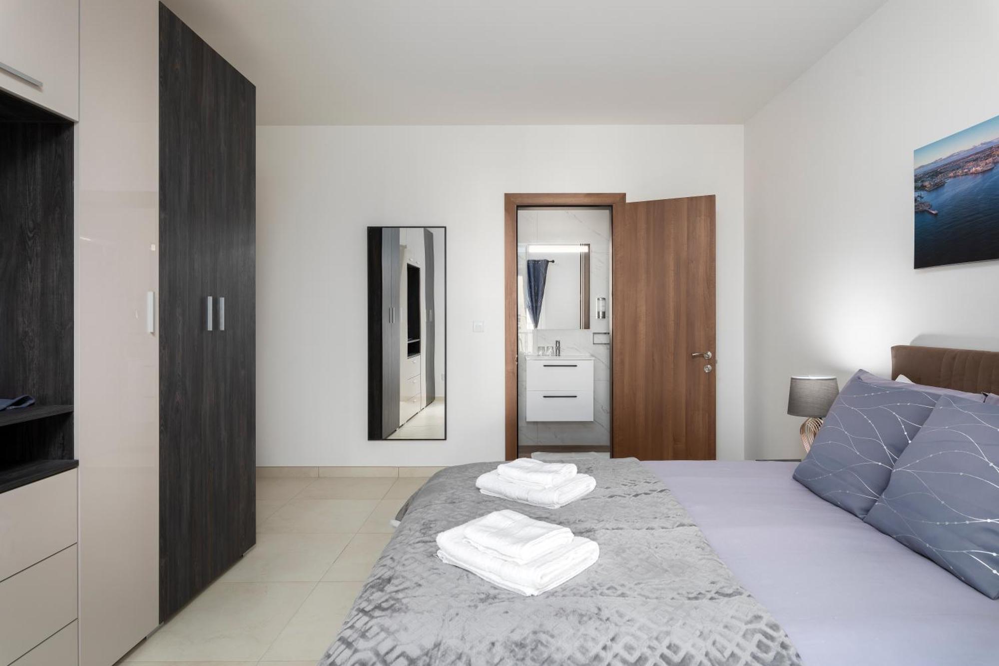 Modern & Spacious 2Br Apartment With Country Views - Close To Xemxija Bay St. Paul's Bay Bagian luar foto